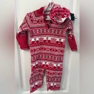 Hanna Andersson size 85 (2T) knit holiday romper with hood